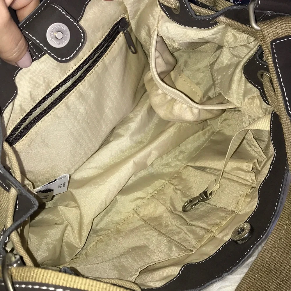 Sherpani Tan and Black Shoulder Bag - Picture 7 of 16